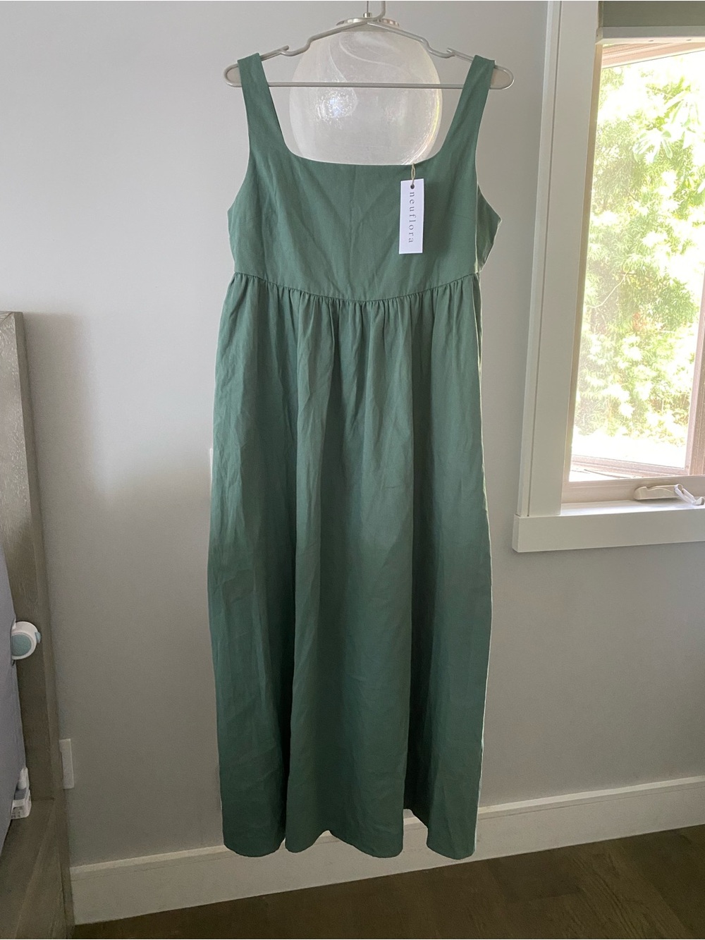 Neuflora Melrose Square-Neck Midi Dress in Sage Green